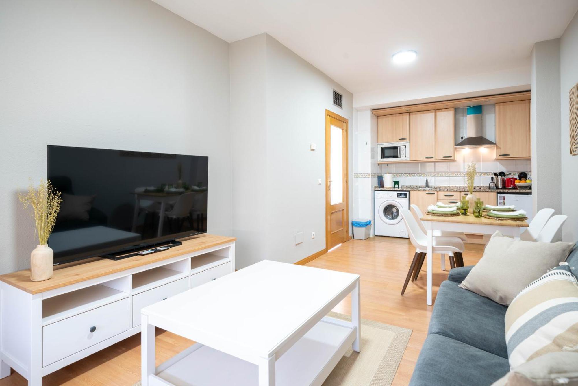 Apartamentos Go Covaresa Parking Gratuito Bajo Disponibilidad Valladolid Kültér fotó