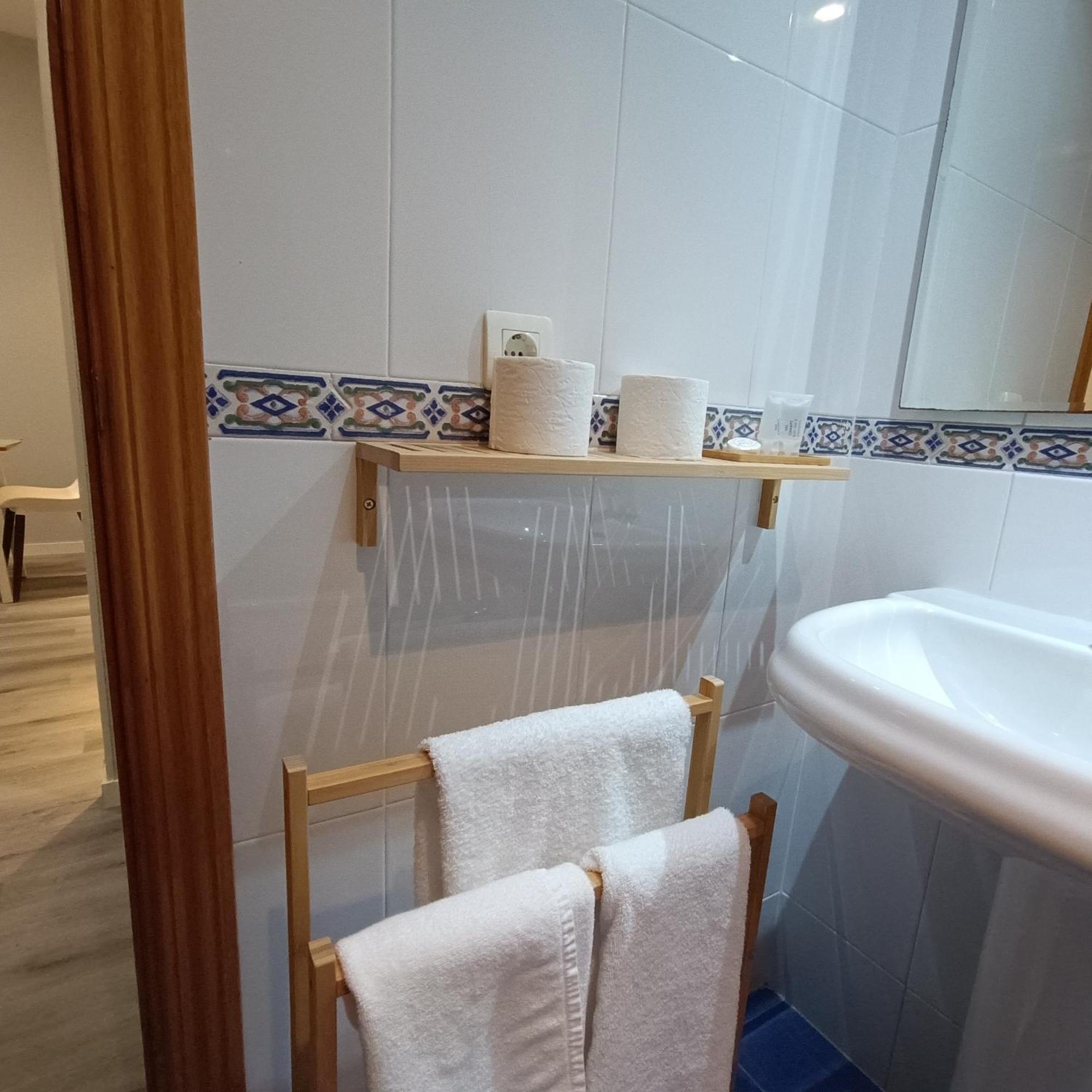 Apartamentos Go Covaresa Parking Gratuito Bajo Disponibilidad Valladolid Kültér fotó
